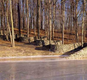 œuvre d'Andy Goldsworthy - Le mur de Storm King, 1997-1998, Storm King Art Center, Etat de NY, Etats-Unis
